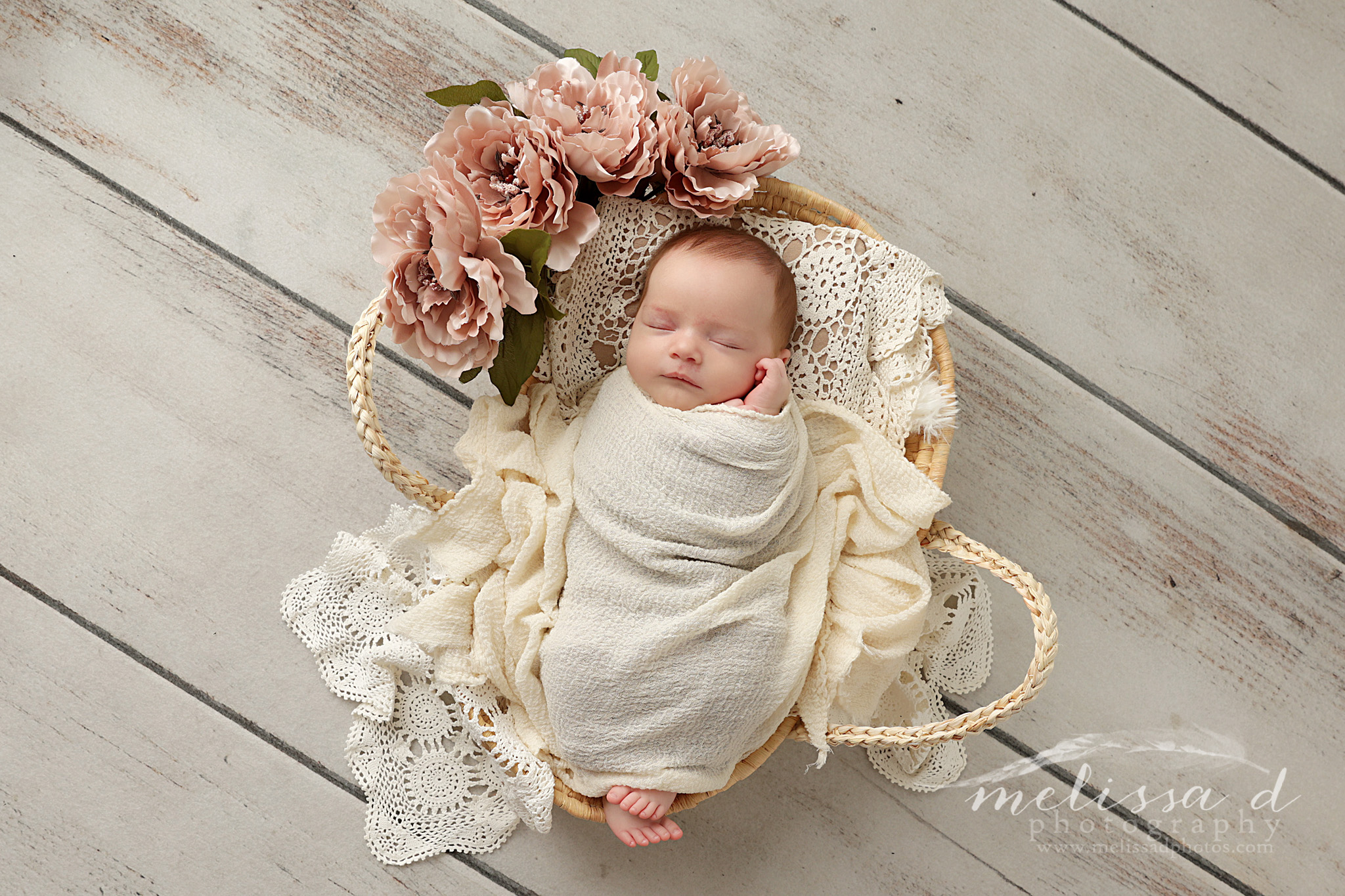 DFW Mini Newborn Photographer basket prop with flowers