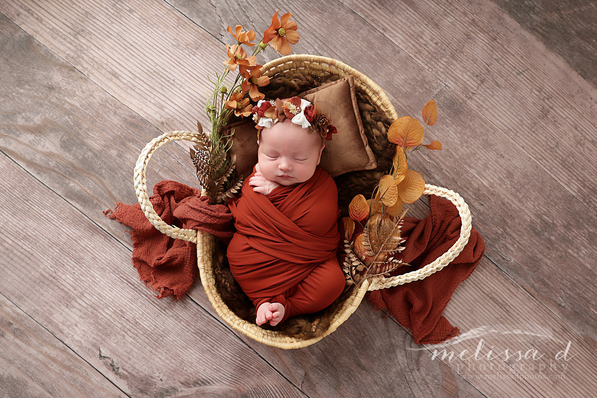 Dallas Newborn Photographer moses basket rust wraps