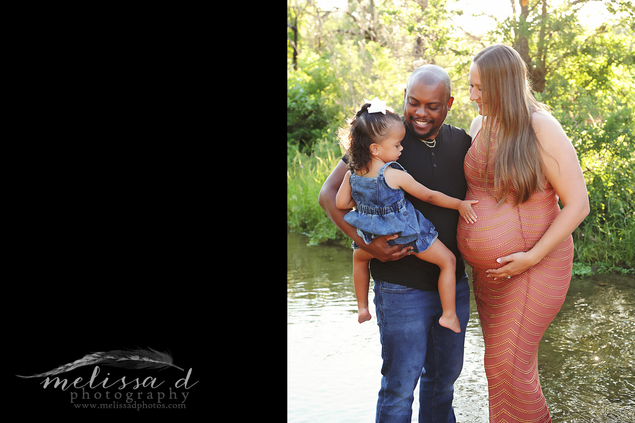 DFW Maternity Photographer outside family pose