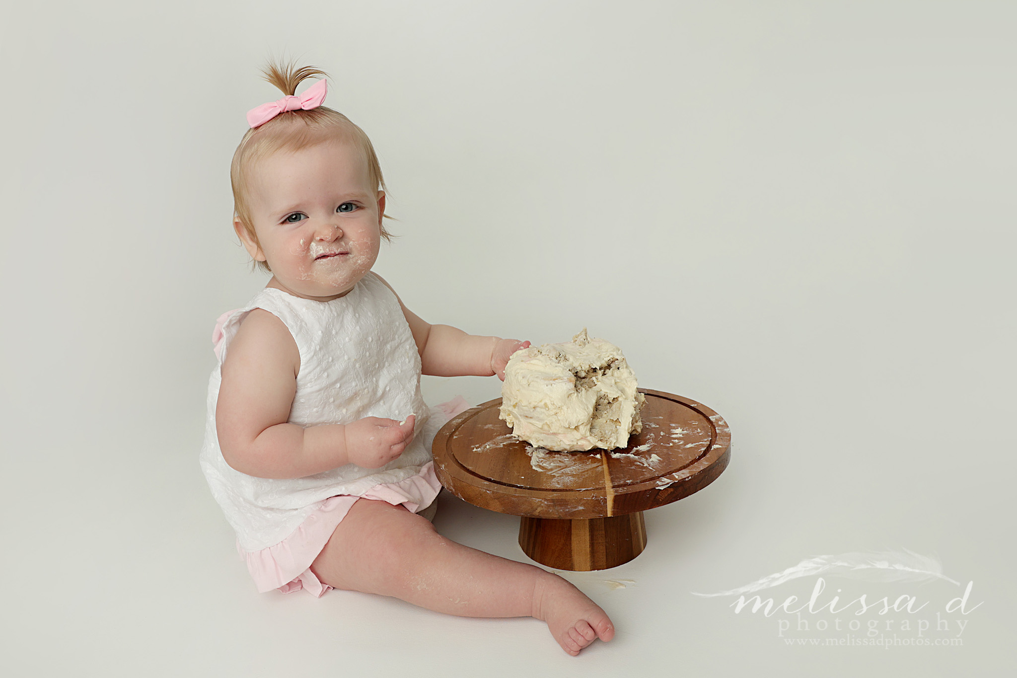 Keller cake smash Photographer scrunch face