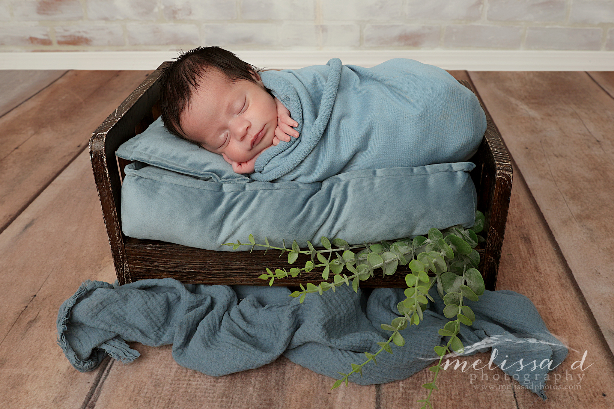 Dallas Newborn Photographer wood bed prop