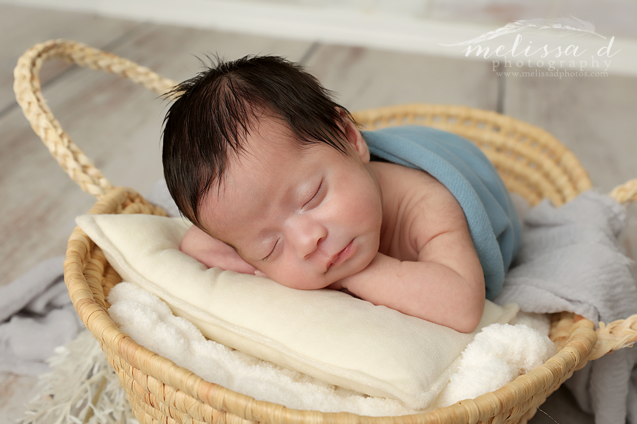 Fort Worth Newborn Photographer forward facing pose