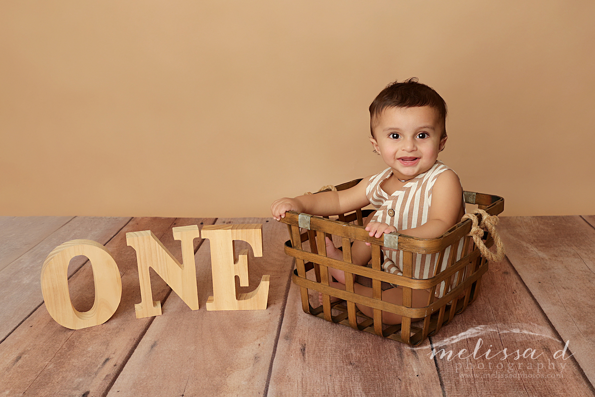 Colleyville one year Photos wood crate prop