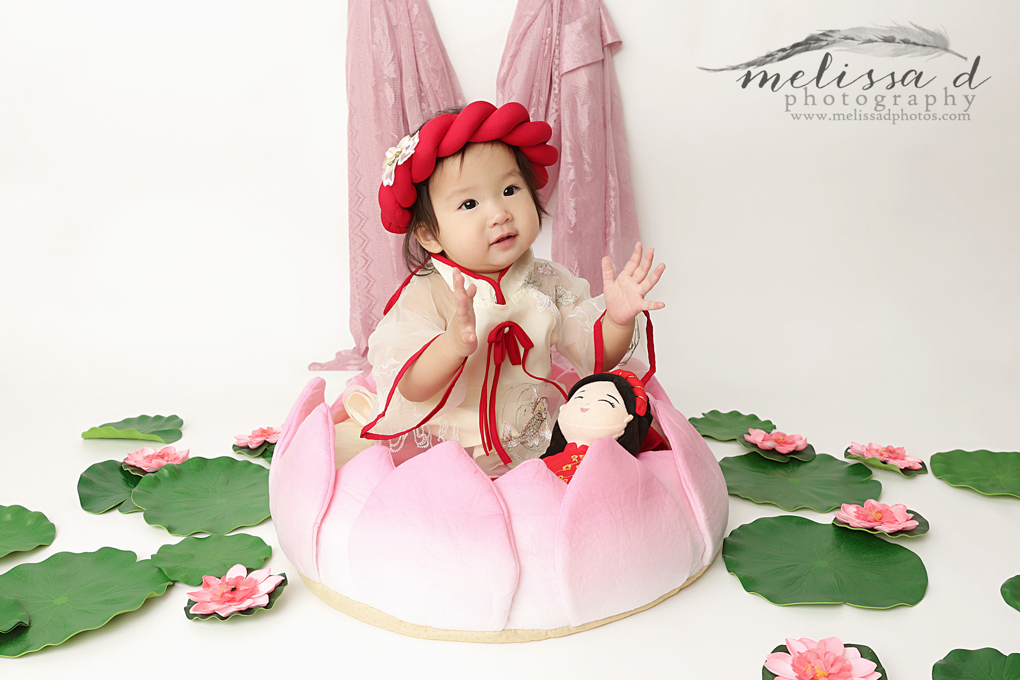 Keller cake smash Photographer lotus flower theme